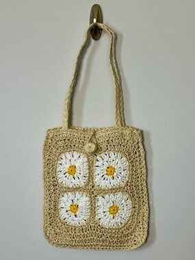 Handwoven Cream Daisy Crochet Shoulder Bag